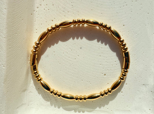 Niva Gold Cuff bangle
