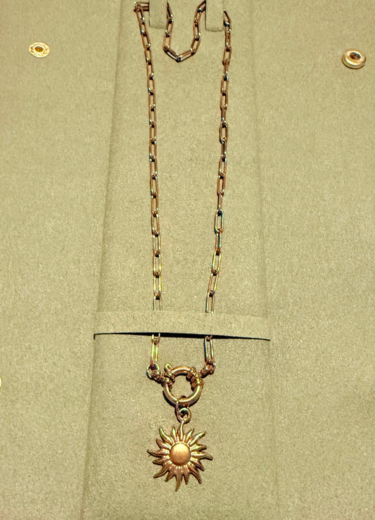 Liv gold necklace