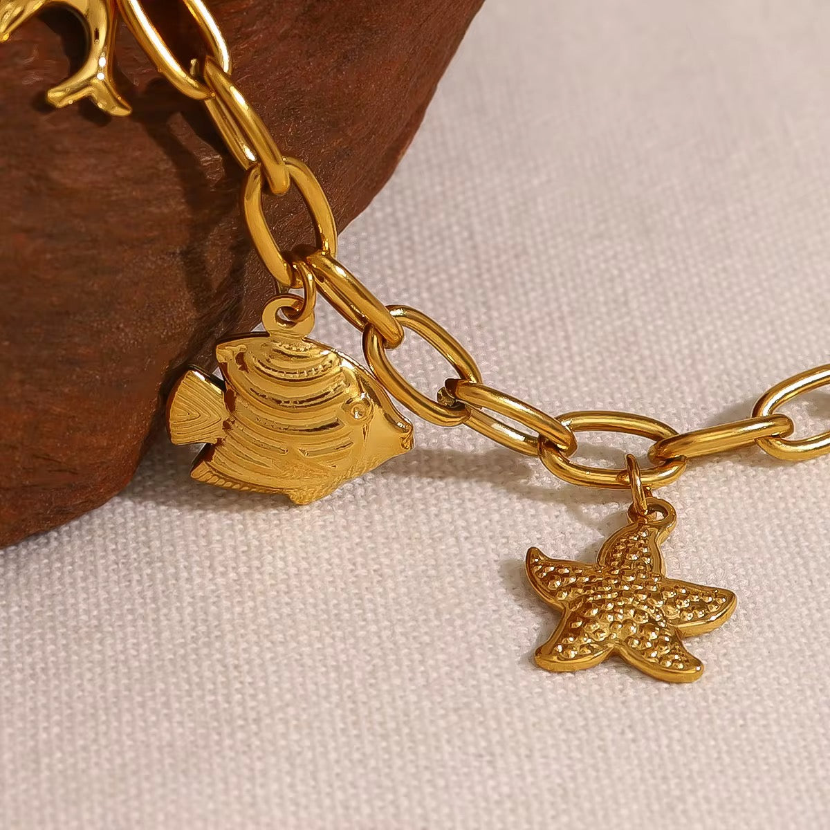 Sealife necklace