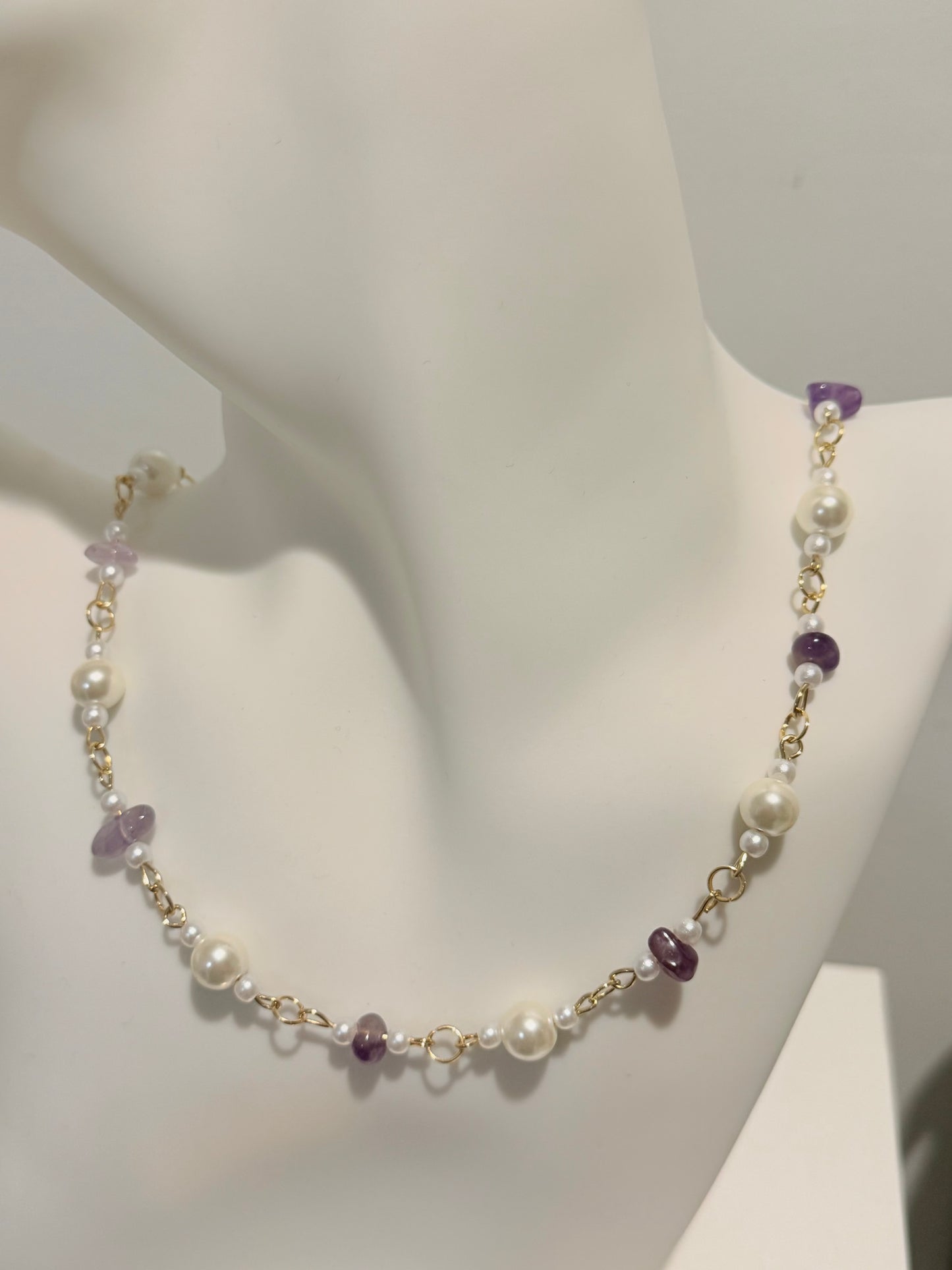 Pearly Knot necklace