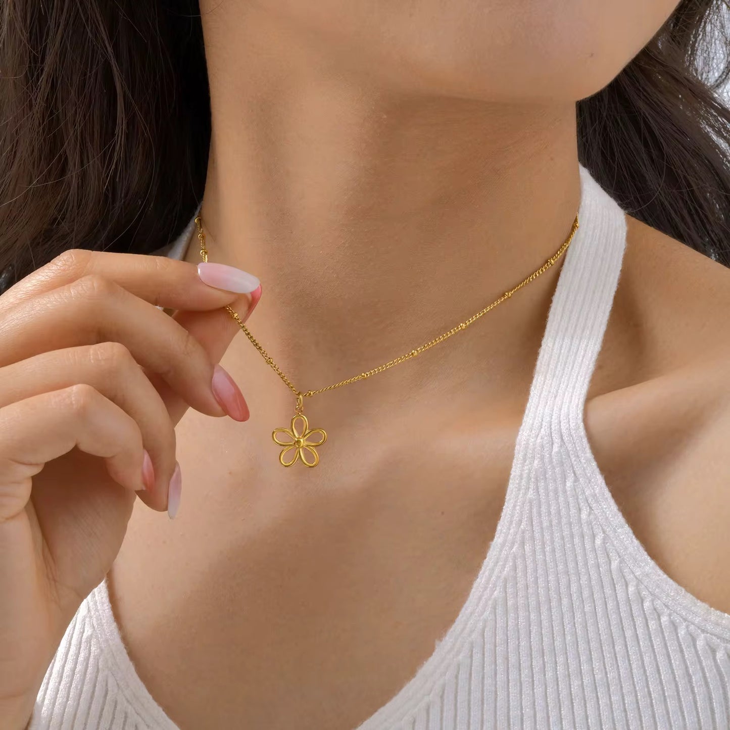 Fleur Necklace