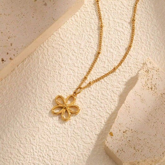 Fleur Necklace