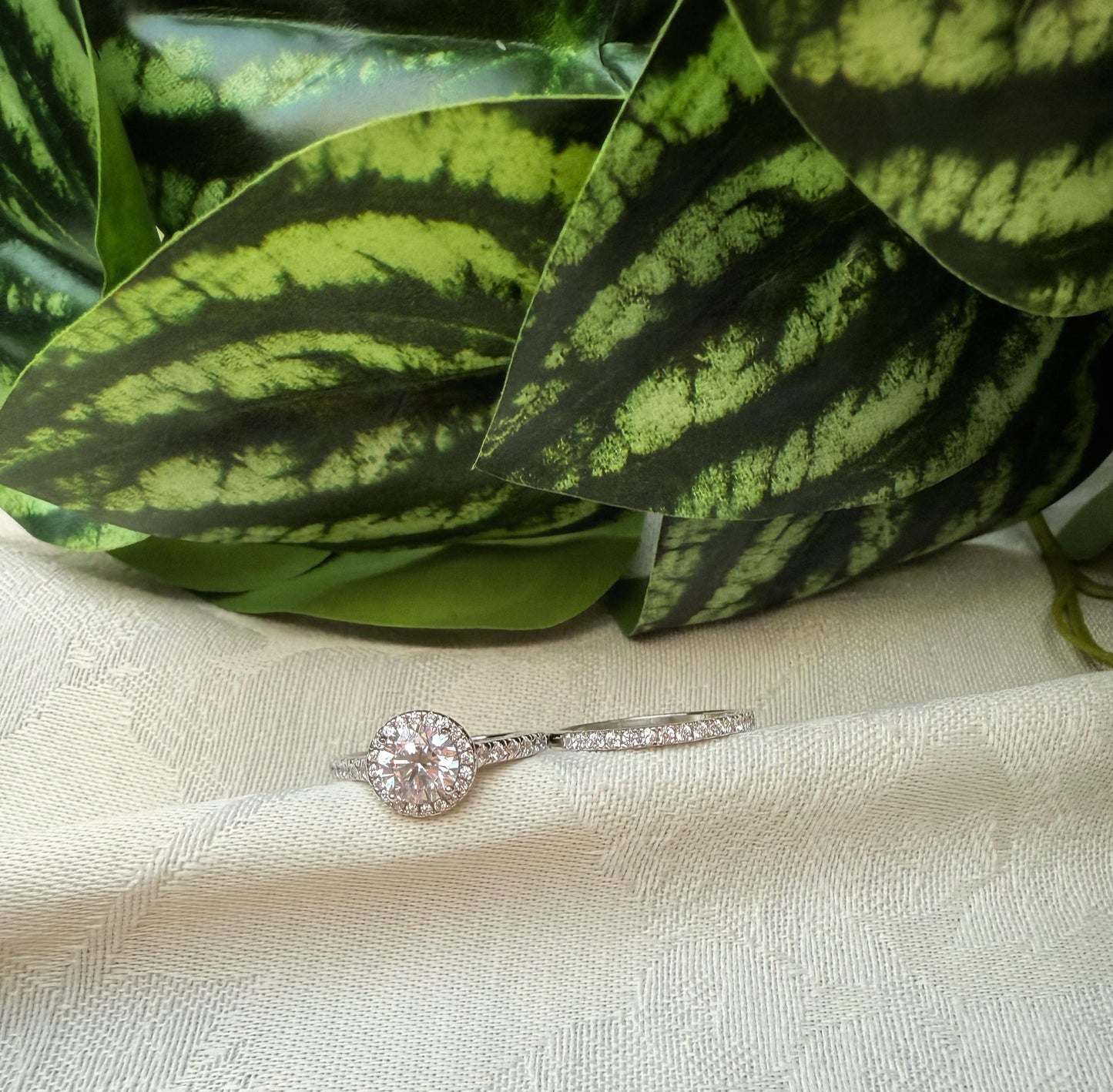 Harmonia engagement ring